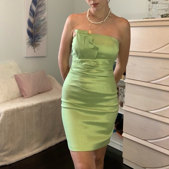 Ixia Vintage Green Mini dress - Picture 2 of 6
